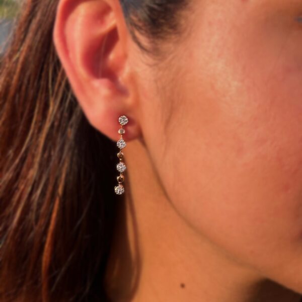 Single Line diamond earing